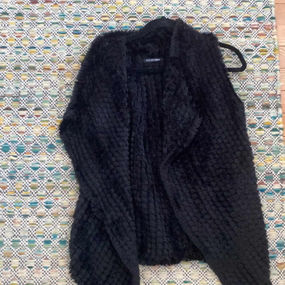 Black fluffy vest size M